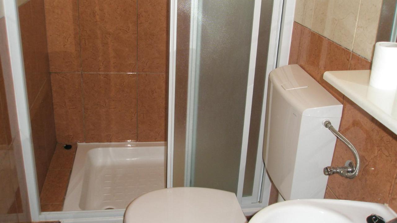 Guesthouse Marija Подстрана Экстерьер фото